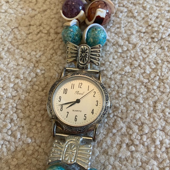 Women’s Pearl Seashell Bead Quartz Watch - Picture 2 of 4